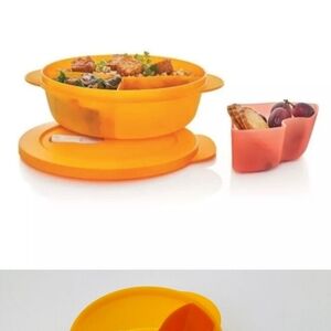 Tupperware CrystalWave Round Divided Dontainer with Insert